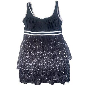 One piece womans bathing Dress plus size 3XL NEW without tags black white